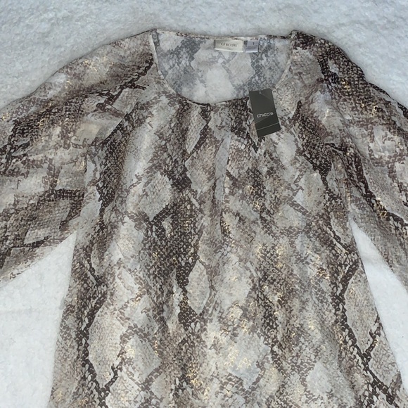 NWT Chicos women’s sz 1, foiled reptile deseree three-quarter sleeve top blouse - Picture 2 of 8